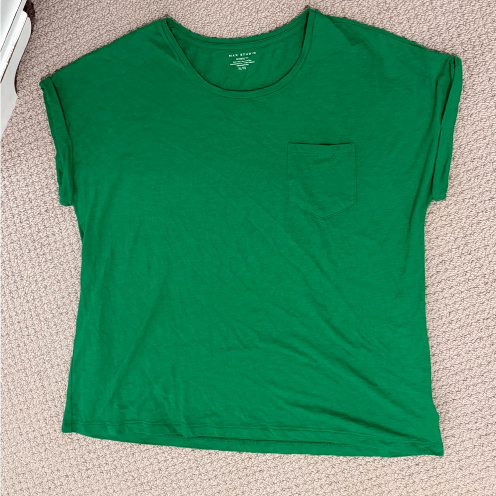 Max Studio Green Short Sleeve Pocket Tee